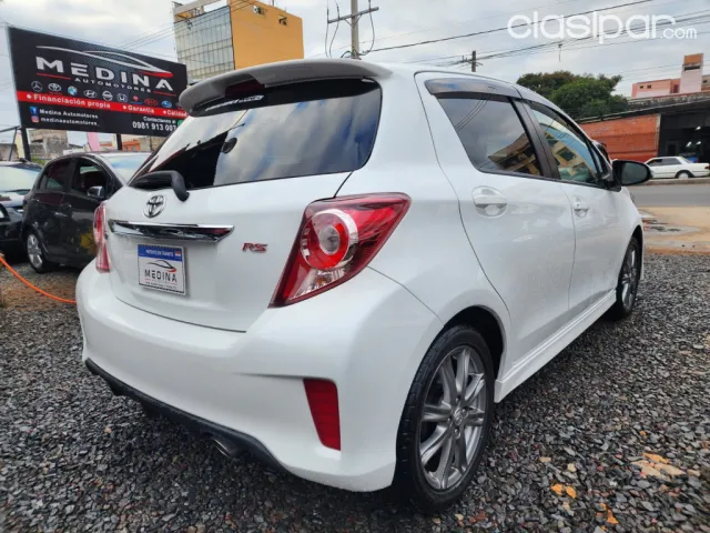 Toyota Vitz 2012 — foto 6