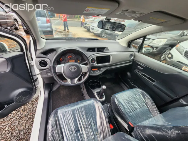 Toyota Vitz 2012 - foto 7