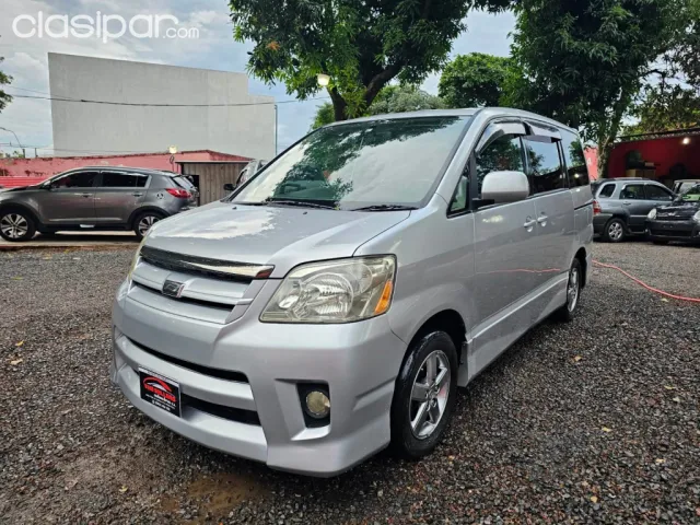 Toyota Noah 2005 — foto 3
