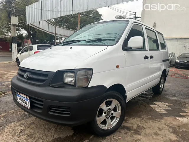 Toyota Noah 2001 — foto 2