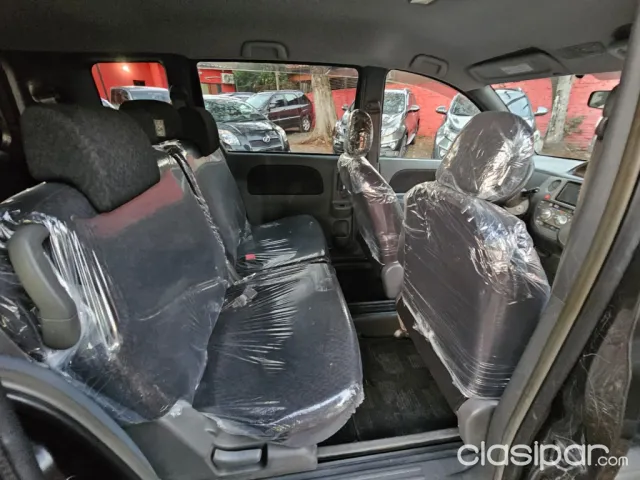 Toyota Sienta 2012 — foto 4