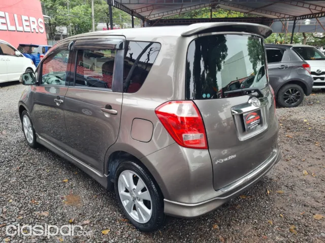 Toyota New Ractis 2006 — foto 7
