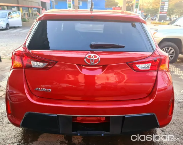Toyota Auris 2013 — foto 3