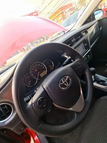 Toyota Auris 2013 — foto 7