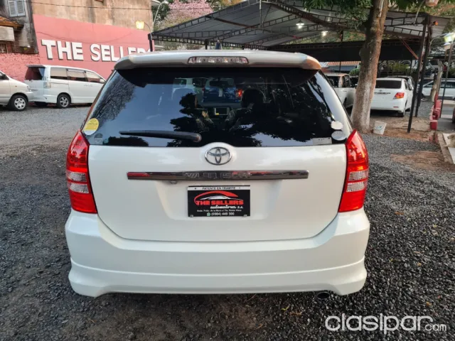 Toyota Wish 2004 — foto 4
