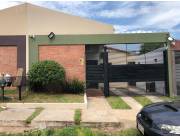 Alquilo amplio Chalet en Lambaré, San Roque, a pasos de la Av. Defensores del Chaco