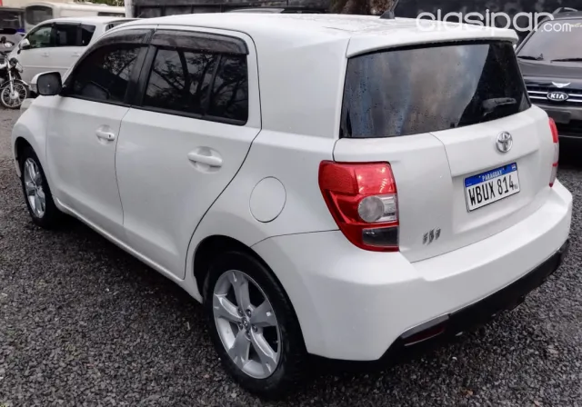Toyota New Ist 2007 — foto 4