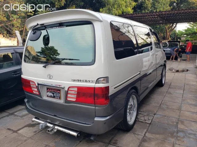 Toyota Hiace 2001 — foto 5
