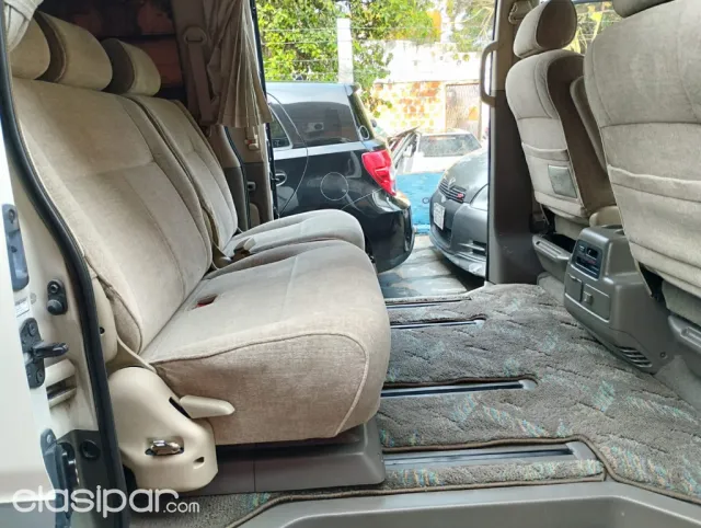 Toyota Hiace 2001 — foto 6