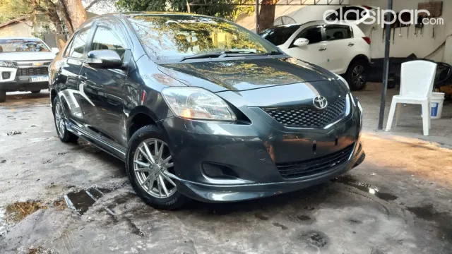 Toyota Belta 2010 - foto 2