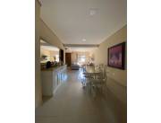 🔸En Alquiler hermoso y amplio duplex en condominio con 3 habitaciones 📍Luque, Loma Merlo