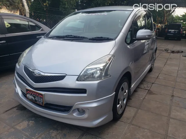 Toyota Ractis 2006 - foto 2