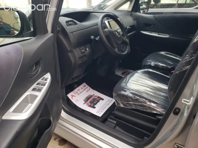 Toyota Ractis 2006 — foto 3