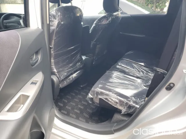 Toyota Ractis 2006 — foto 4