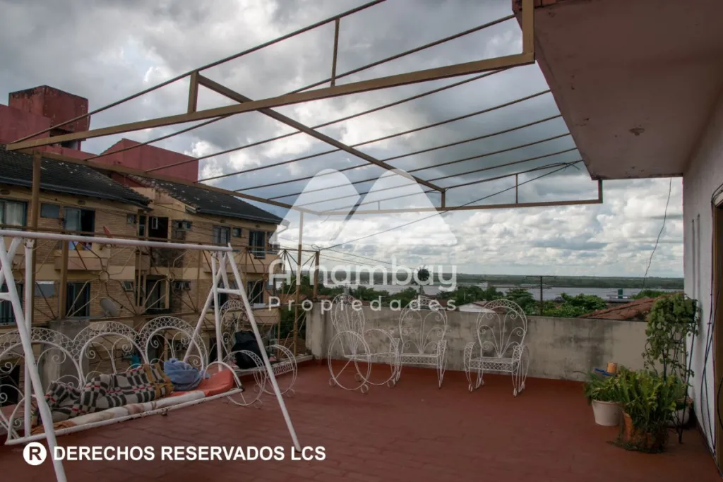 (374 M2) TERRENO CASA CON SALÓN COMERCIAL MUY RENTABLE, BARRIO SAJONIA — foto 2