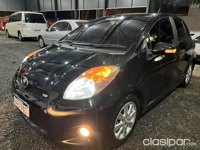Toyota Vitz 2010 - foto 2
