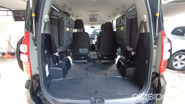 Toyota Noah 2011 — foto 5
