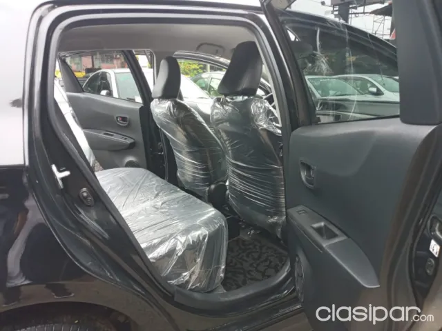 Toyota Vitz 2012 — foto 6