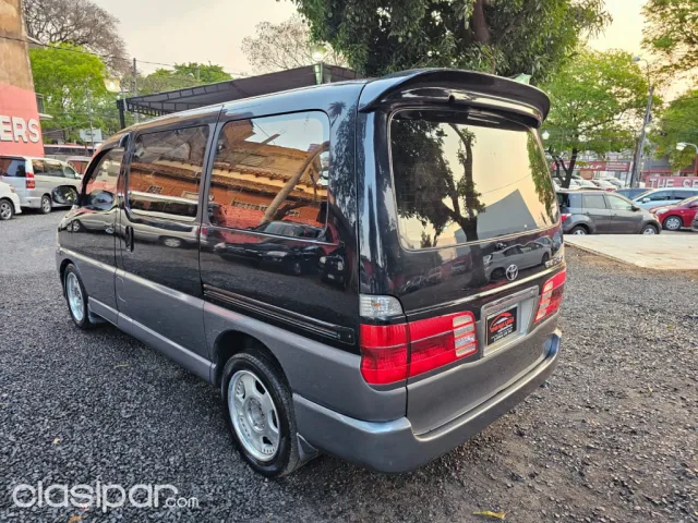 Toyota Hiace 2002 — foto 5