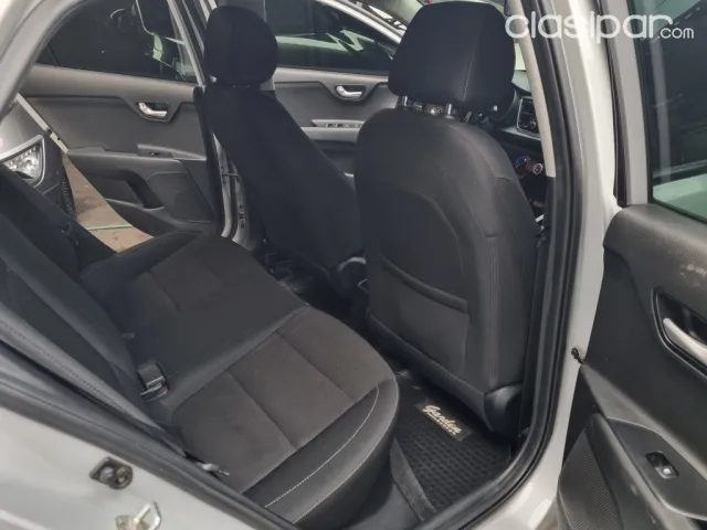 Kia Rio 2018 — foto 5