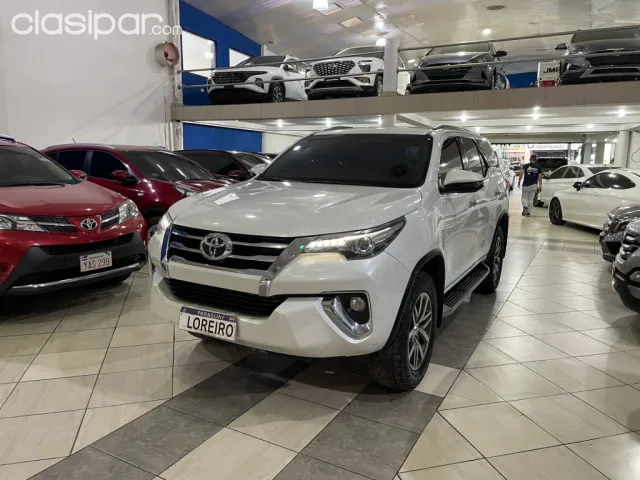 Toyota Fortuner 2018 - foto 2