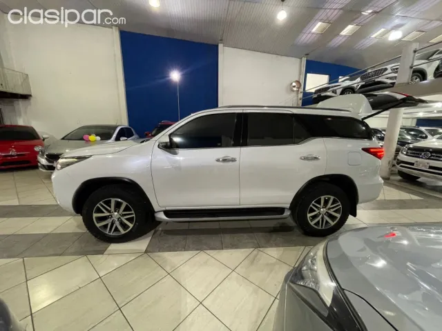 Toyota Fortuner 2018 — foto 5