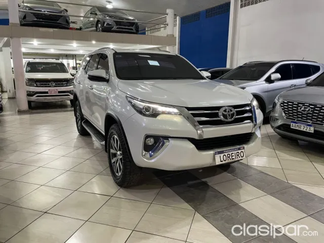 Toyota Fortuner 2018 - foto 2