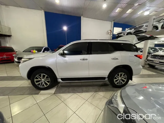 Toyota Fortuner 2018 — foto 6
