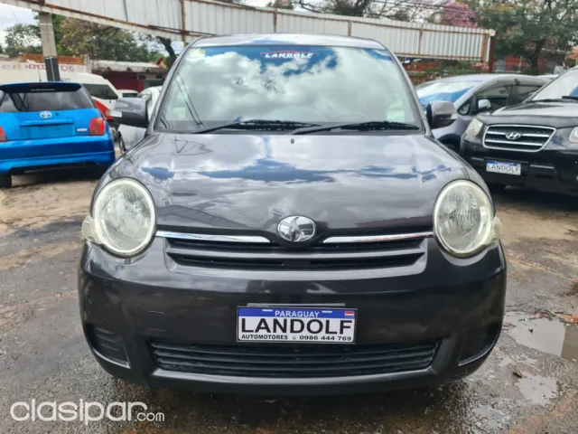 Toyota Sienta 2012 — foto 3