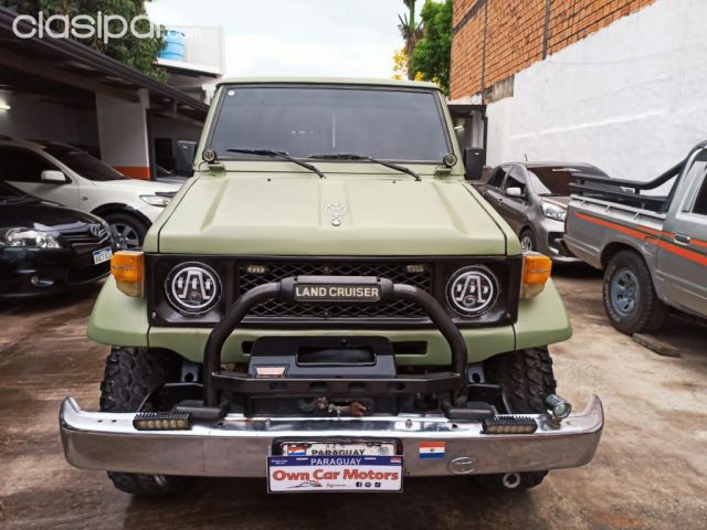 Autos - 🚩VENDO TOYOTA LAND CRUISER FJ70 🏁AÑO 1987 🚩COLOR VERDE MATE 🏁TRANSMISIÓN MECANICA 5TA