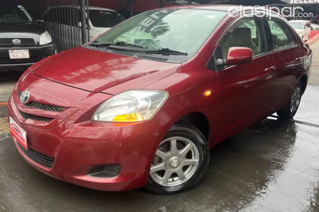 Toyota Belta 2007 - foto 2