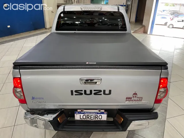 Isuzu Dimax 2011 — foto 5