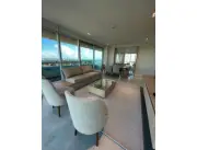Exclusivo departamento amoblado de 3 habitaciones en Edificio Eminent