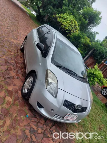 Toyota Vitz 2007 - foto 2