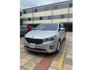 Vendo Kia Carnival Automático