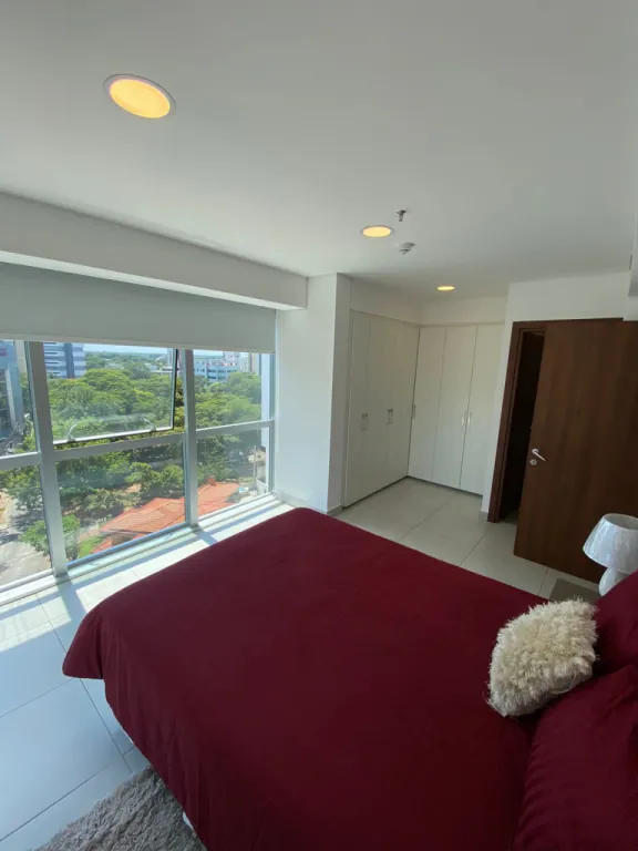 Vendo departamento amoblado de 2 habitaciones zona Shopping del Sol — foto 3