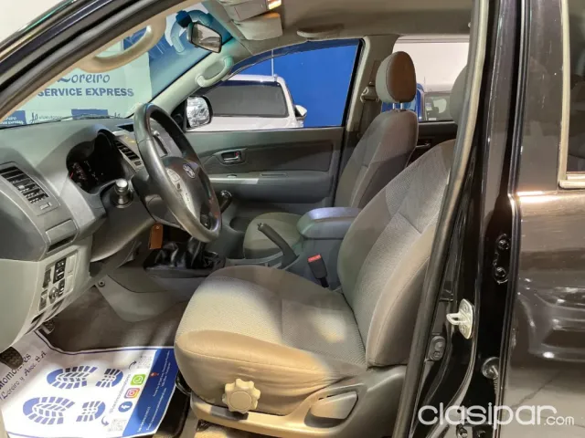 Toyota Hilux 2015 — foto 7