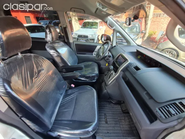 Toyota Noah 2008 — foto 5