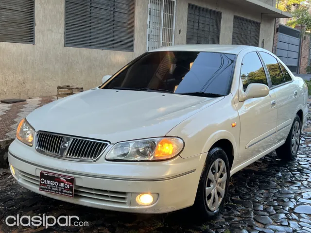 Nissan Almera 2003 - foto 2