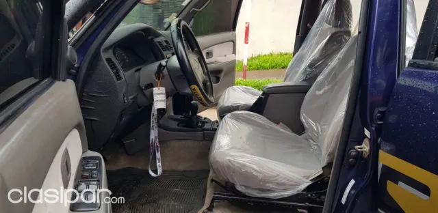 Toyota Hilux Surf 2001 — foto 4