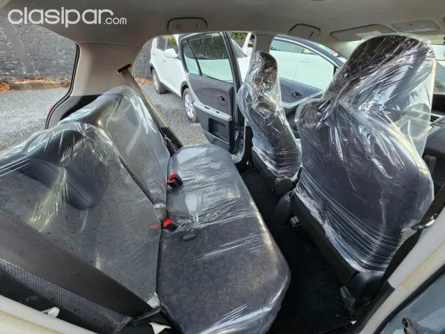 Toyota New Vitz 2010 — foto 3