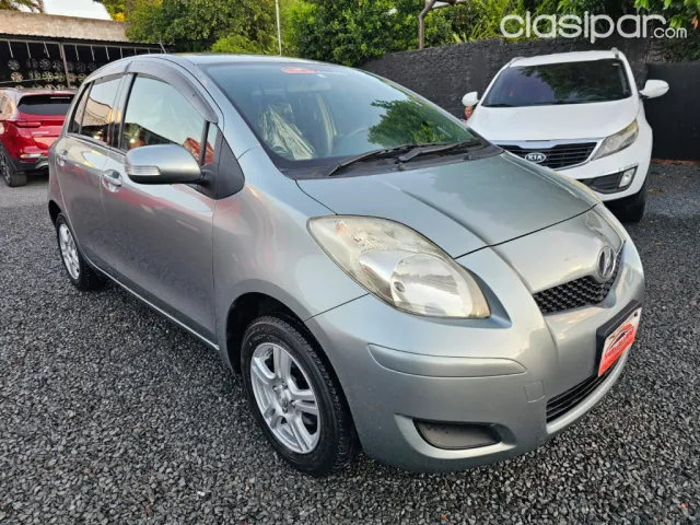 Toyota New Vitz 2010 - foto 2