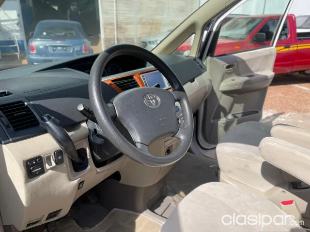 Toyota Noah 2004 — foto 8
