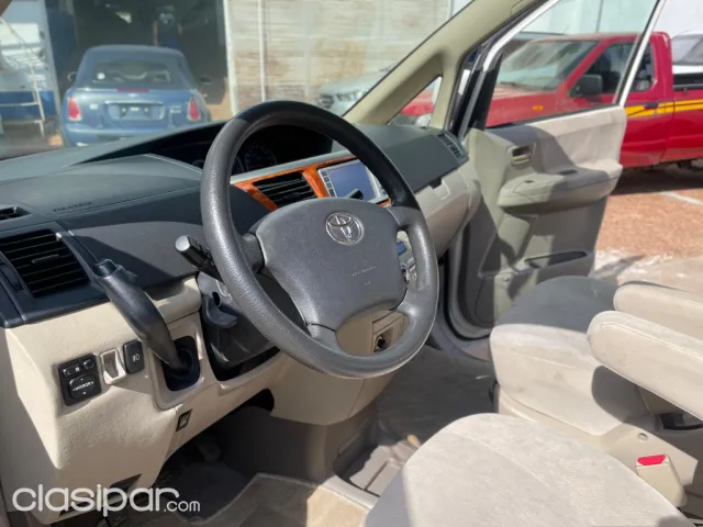 Toyota Noah 2004 - foto 8