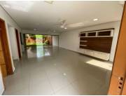 Vendo Duplex de 300 m2, Zona Municipalidad de Luque - LHO5901186