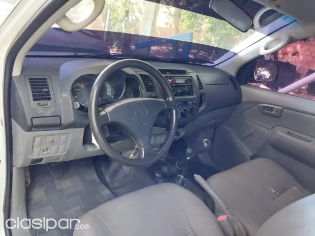 Toyota Hilux 2011 — foto 4