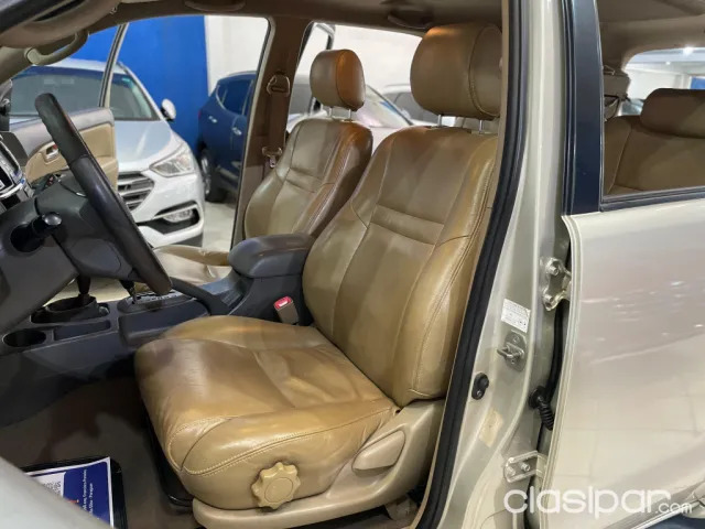 Toyota Fortuner 2012 — foto 4