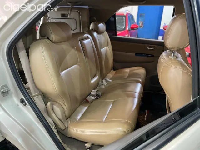Toyota Fortuner 2012 — foto 5