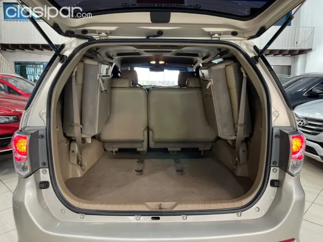 Toyota Fortuner 2012 — foto 6