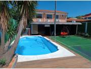 Casa quinta con piscina en Villa Elisa